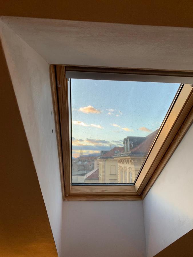 Apartment Mansarda Maribor Eksteriør billede